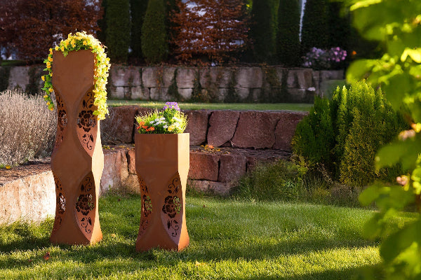 Säule Moderne Kunst Floral Pflanzsäule Dekosäule Rost Gartensäule Pflanzgefäß