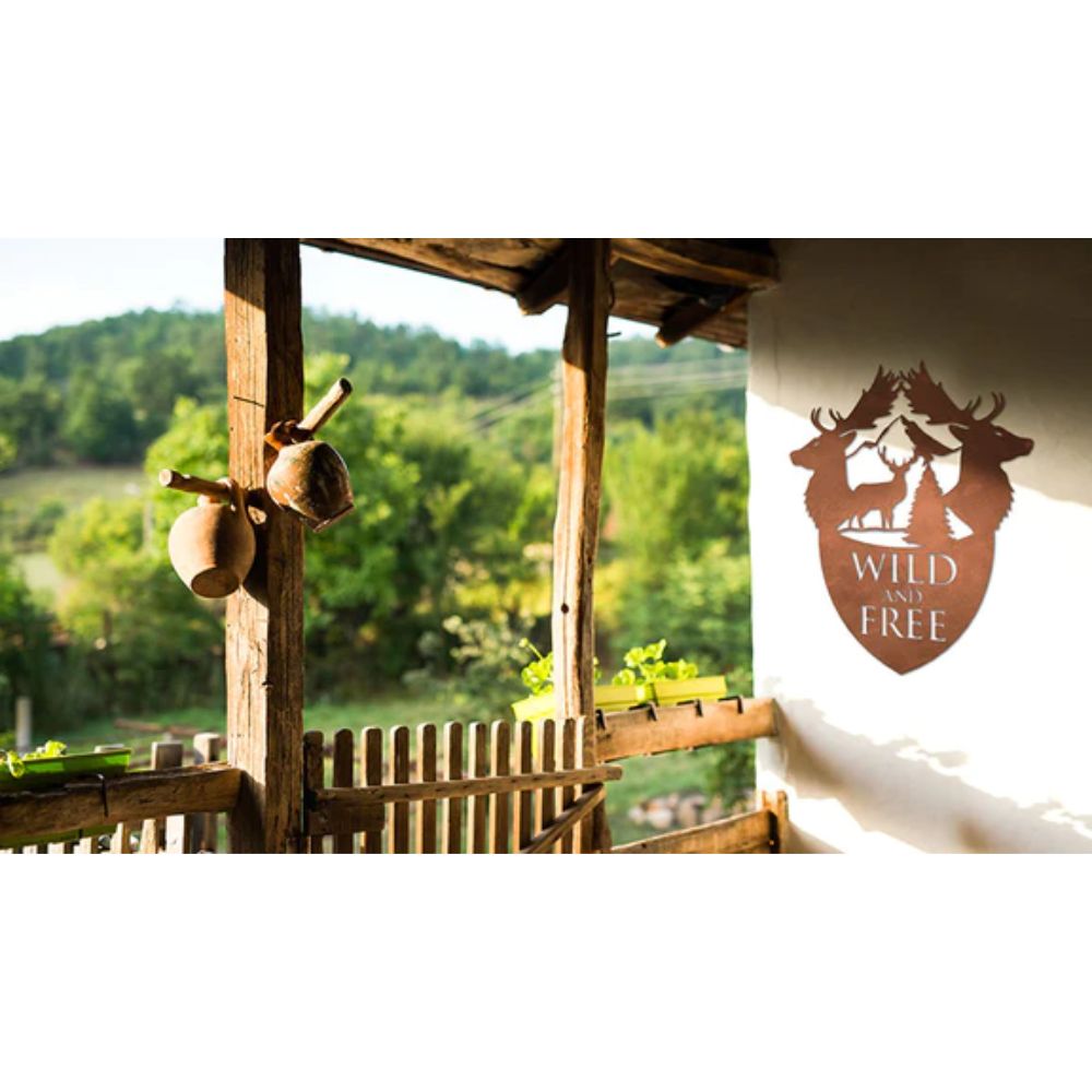 Wandbild - Wild & Free - im Edelrostdesign Wanddekoration mit Hirschen