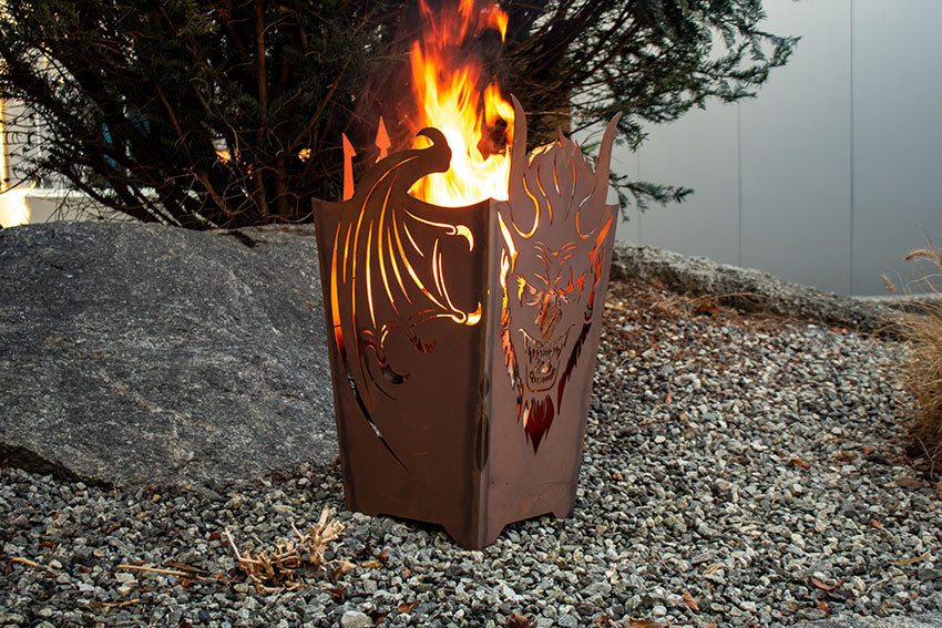 Feuerkorb Feuerteufel aus Metall im Edelrost Design Feuerstelle Garten Rostdeko