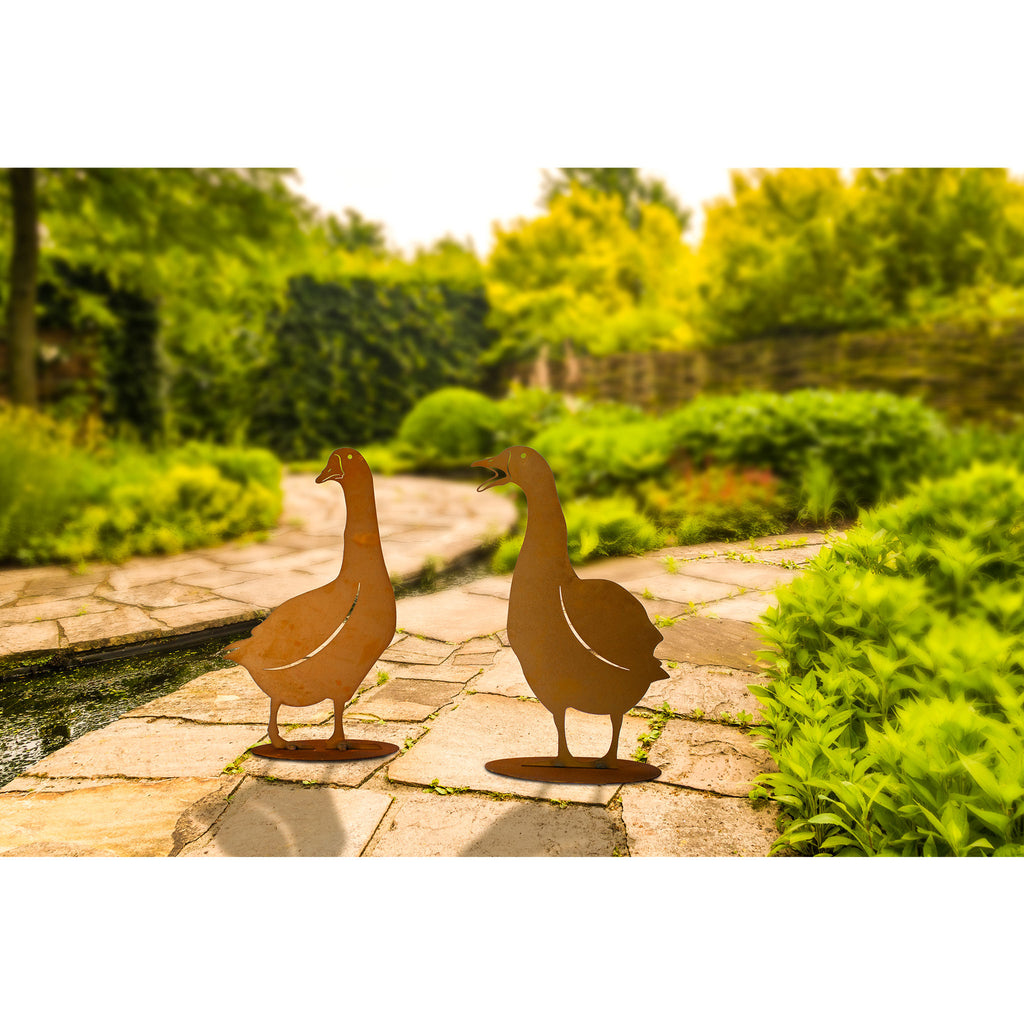 Tierfigur Metall - Gänse Gunnar & Daisy - auf Platte - Gartenfigur Edelrost
