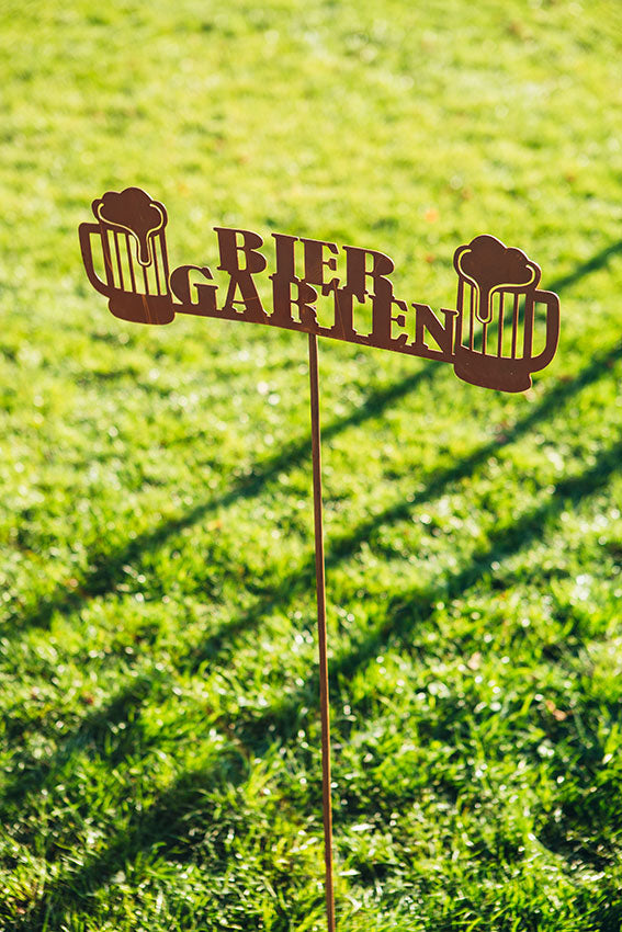 Gartenstab aus Edelrost mit Biergarten Motiv Gartendeko Rostdeko Dekostab Rost