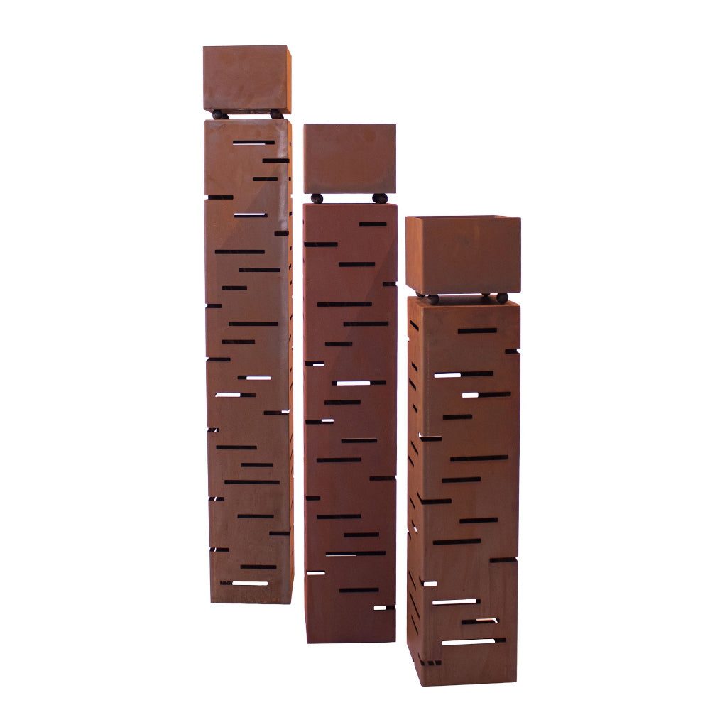 Säule Streifen Edelrost Pflanzsäule aus Metall, beleuchtbar mit Blumentrog