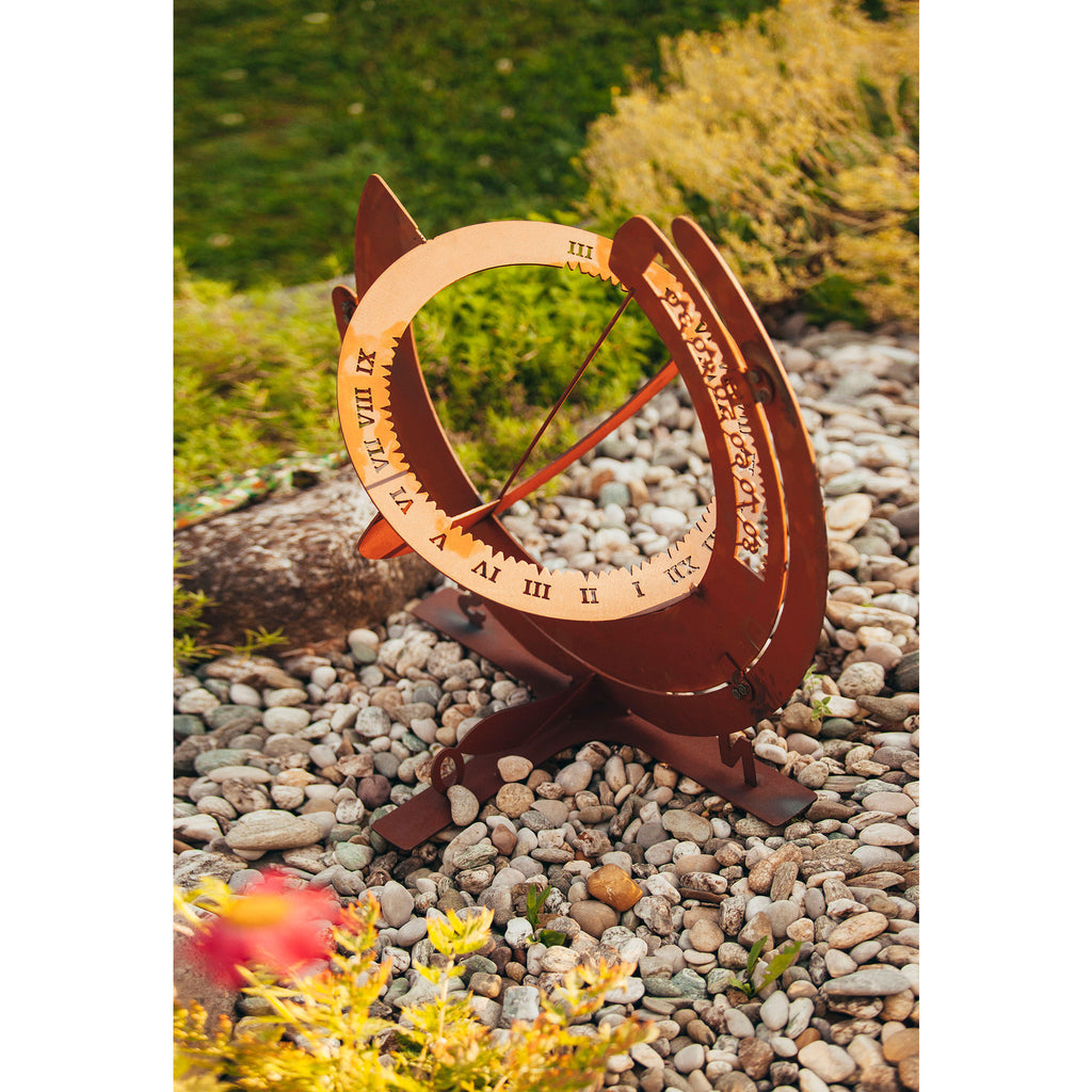 Sonnenuhr aus Edelrost dekorative Rostfigur für den Garten Gartendeko Rostdeko