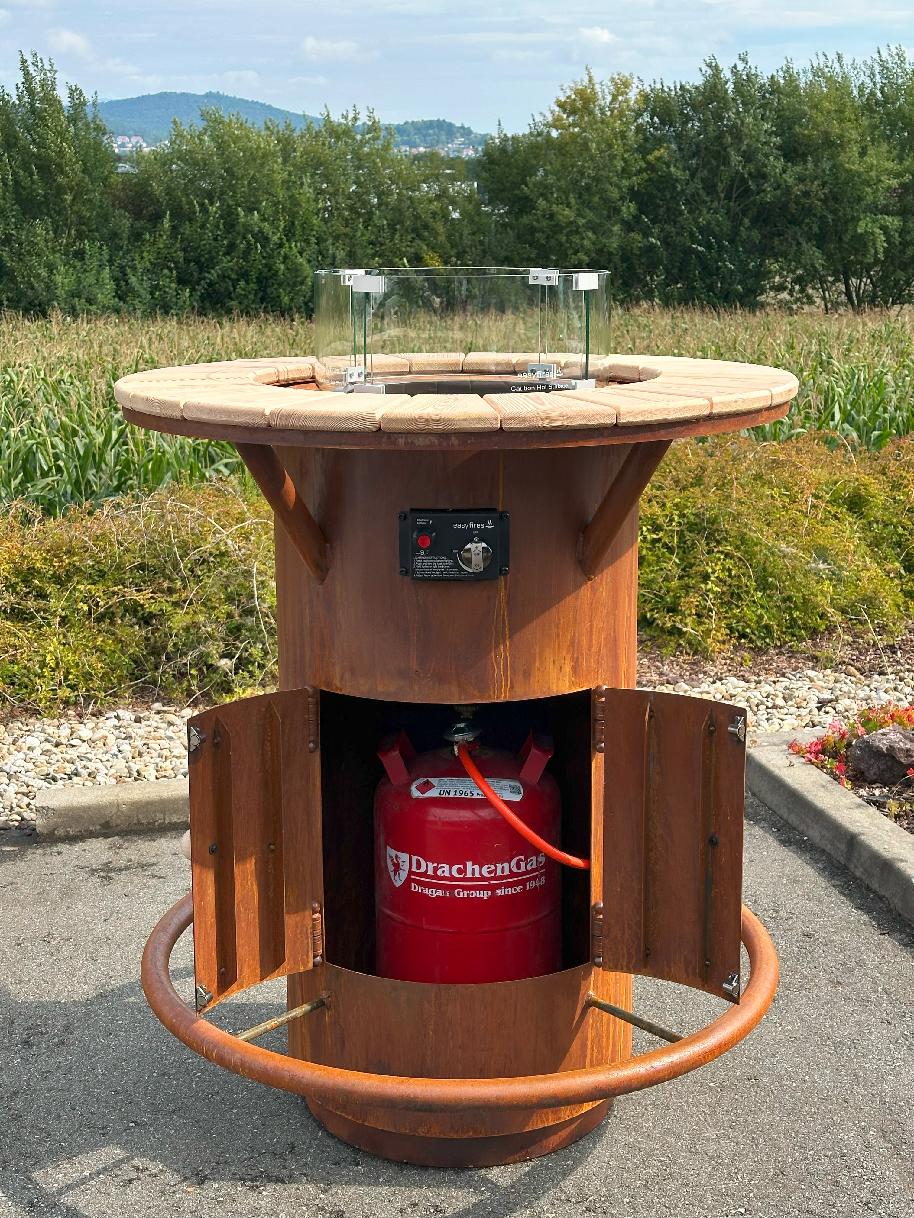 Stehtischofen Gasfeuer Ambiente Outdoor Gaskamin mit Tischfunktion Gastrofeuer