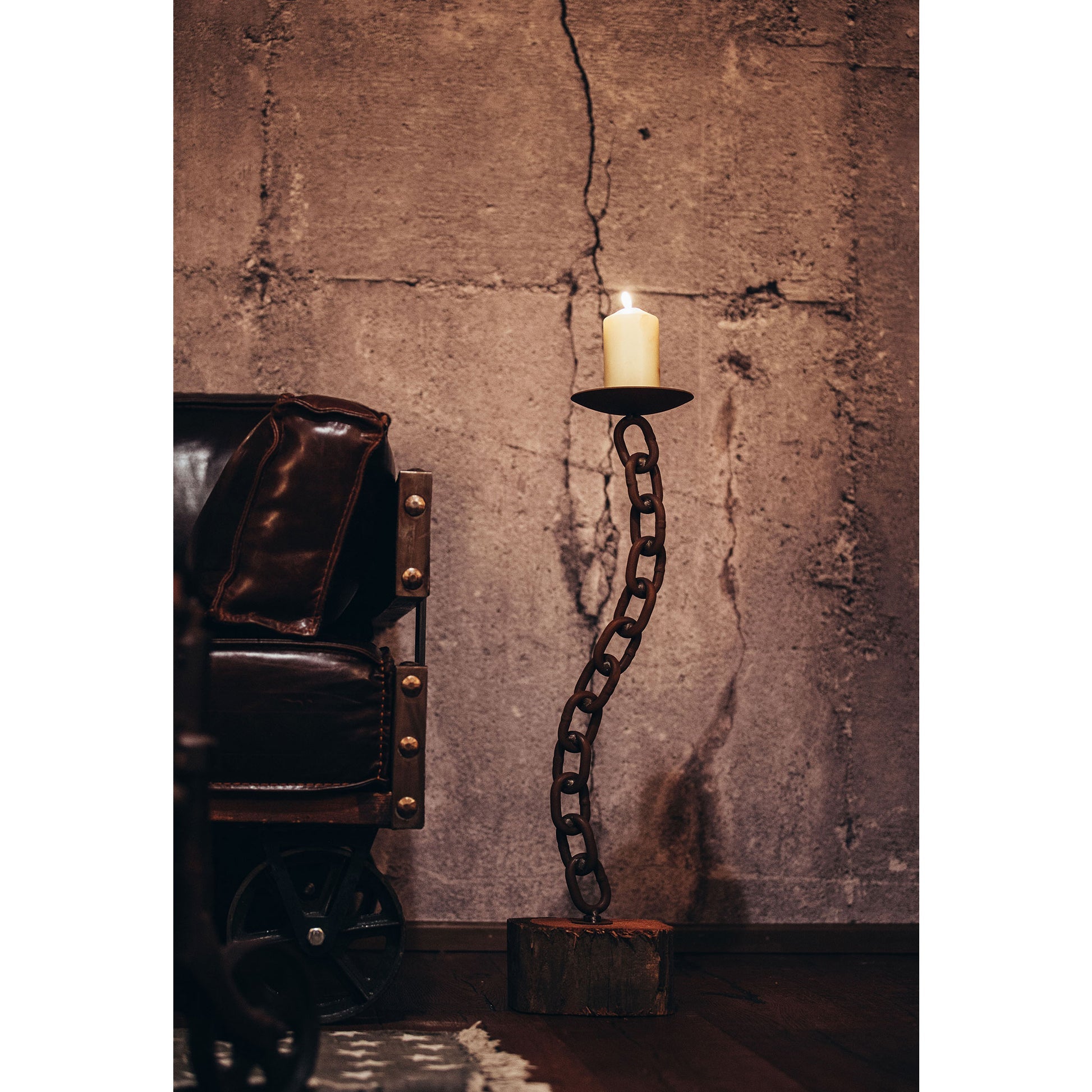 Kerzenständer Kette geschwungen aus Metall im Edelrostdesign Wohndeko Rostdeko