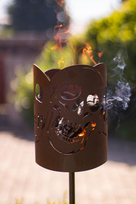 Fackelstab Schädel Edelrost Gartenfackel Feuerstab Feuerkorb-Stab Flammenstab