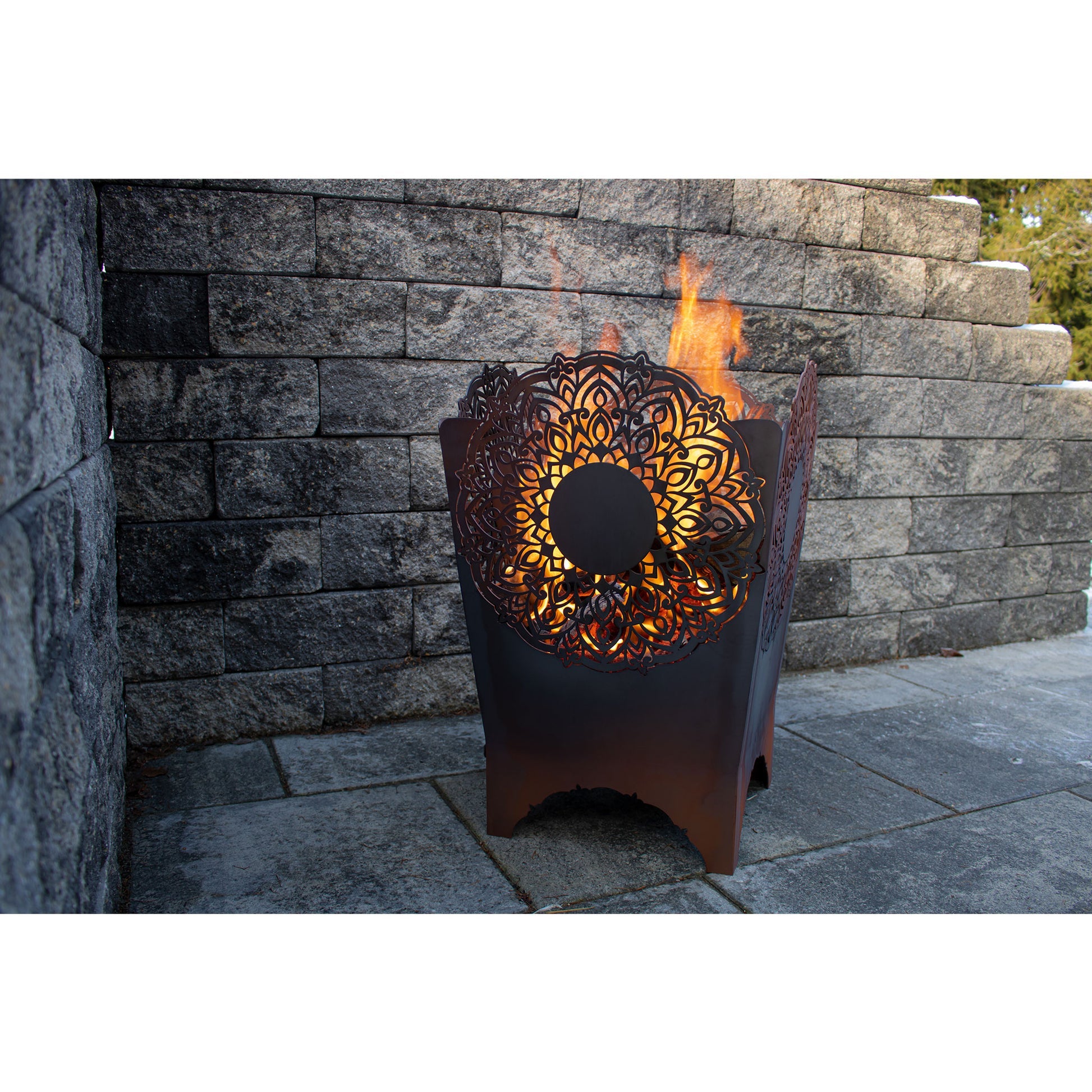 Feuerkorb aus Metall im Mandala Design aus Edelrost Rostdeko Garten Feuerstelle