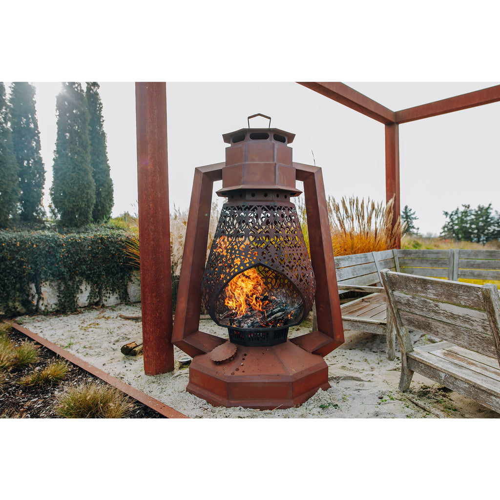 Feuerstelle - Laterne aus Edelrost Gartenfeuer XL Terrassenofen Rost-Patina