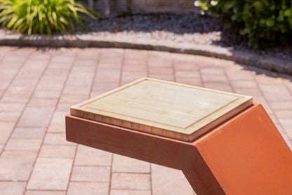 Edelrost Grill Feuerstelle X Holzkohlegrill mit Plancha