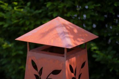 Feuerturm mit Ranken aus Metall Gartenfeuerstelle Edelrost