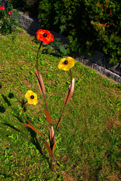 Glasblume - Hibiskus aus Metall Edelrost mit Glasblüten in Gelb, Rot oder Blau