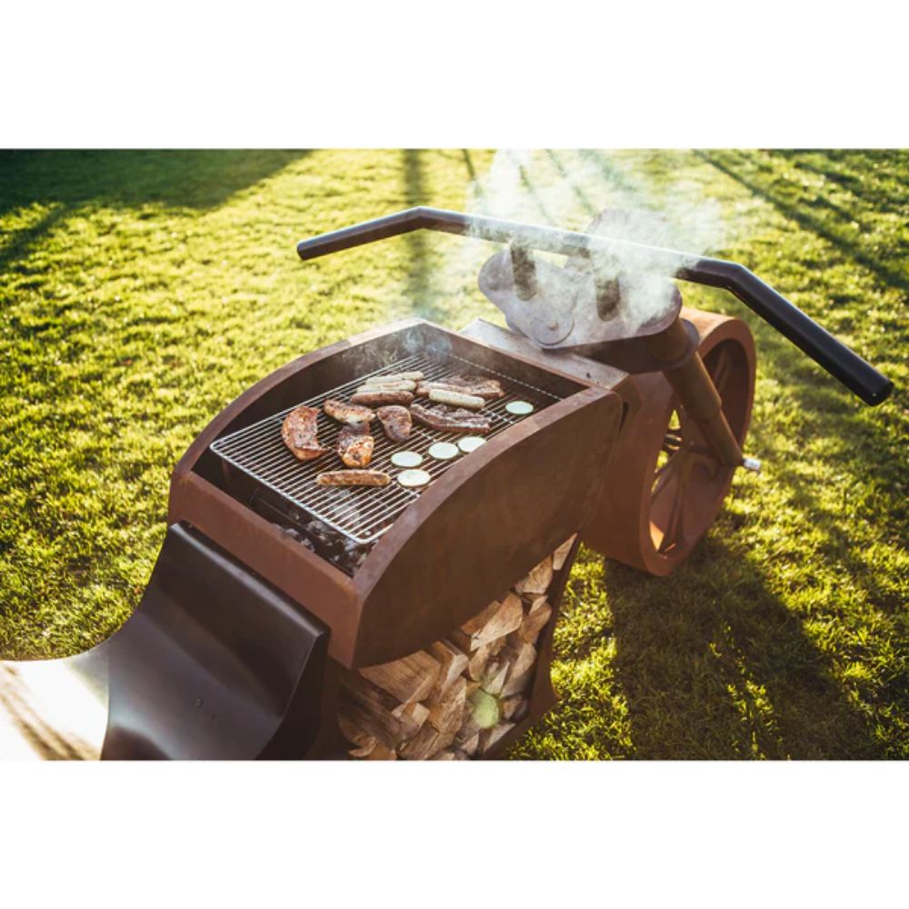 Grill Grillstelle Feuerstelle Holzkohlegrill XL Motorrad für echte Biker