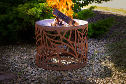 Runde Feuerstelle Blätter Edelrost