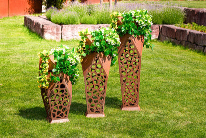 Säule Edelrost Triangulus