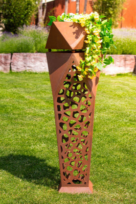 Säule Edelrost Triangulus