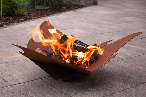 Steckfeuerschale Edelrost Platzsparende Feuerstelle 3-teilig Flammendesign