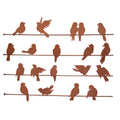 Witterungsbeständiges Zaunelement "Vogelparadies" aus Stahl mit Edelrost Patina und dekorativen Vogelmotiven.
