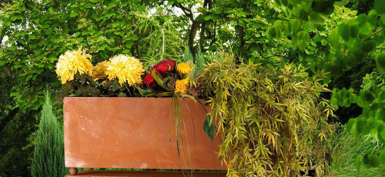 Rostdeko Ball Square - Vertikal aus Edelrost inkl. Edelstahlkugeln - Blumentrog