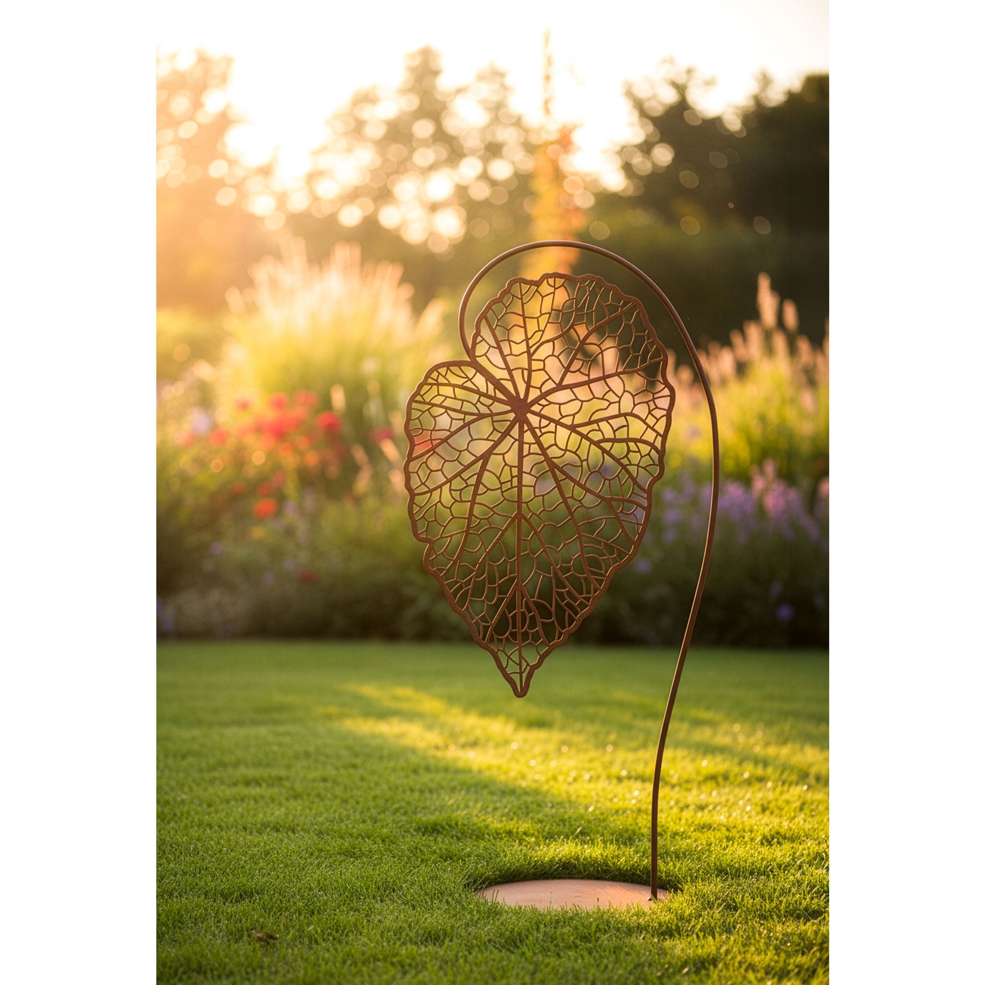 Blätterhauch Gartenobjekt aus Edelrost im filigranen Blattdesign (3er-Set)