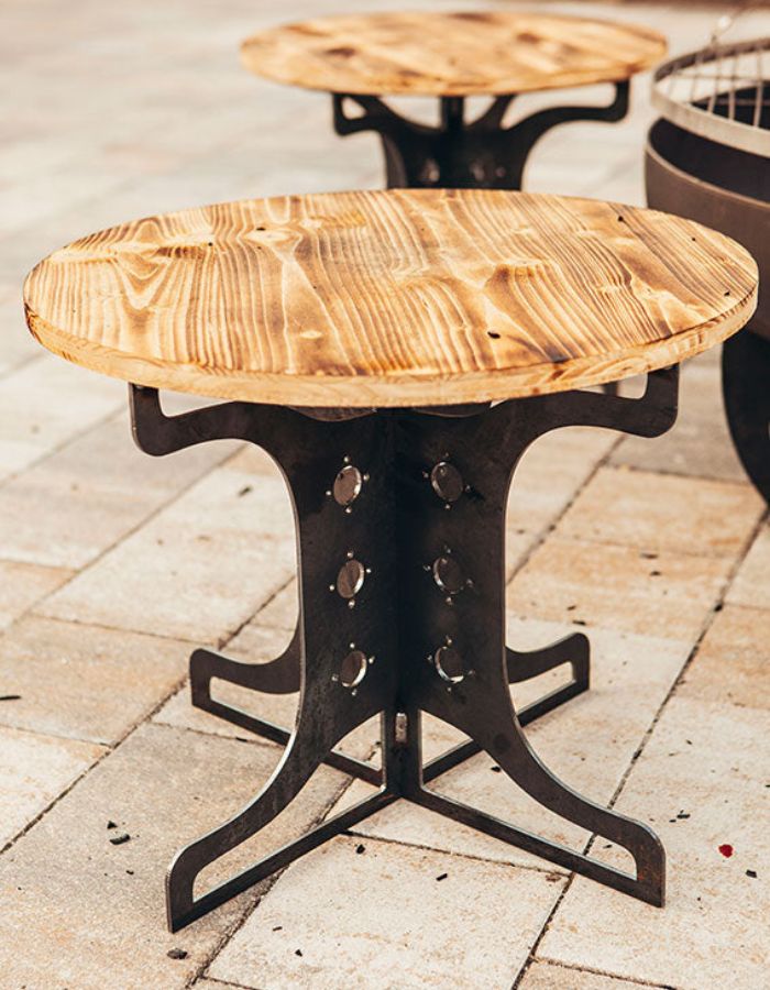 Grillstelle Feuerstelle Holzkohlegrill XL Industrie mit höhenverstellbarem Rost