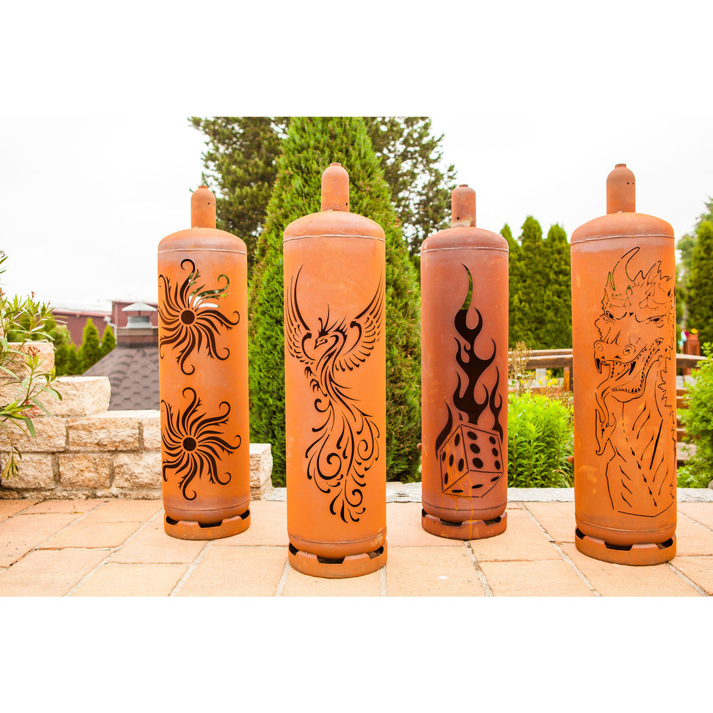 Gasflasche Würfel - Edelrost Feuersäule Würfelmotiv 128 cm Feuertonne Metall