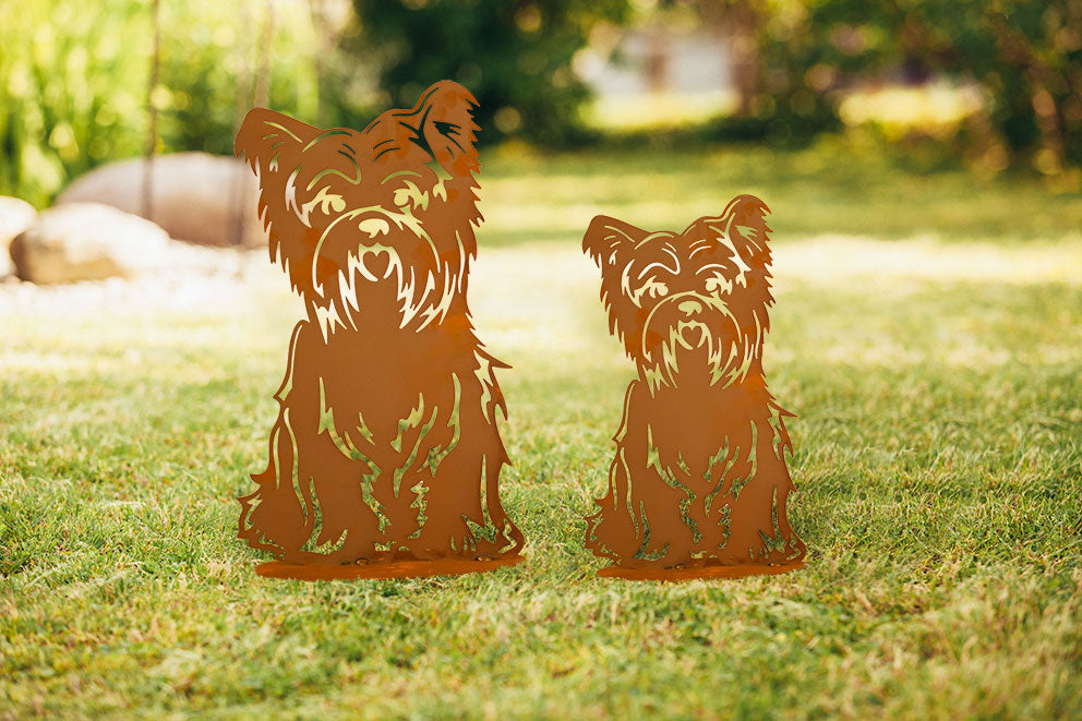 Tierfigur Metall - Hund - Bello - Edelrost Hundefigur auf Platte Gartenfigur