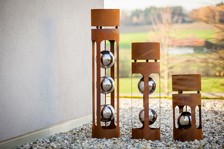 Rostsäule Kugelsäule im Edelrost Design Inkl. Edelstahlkugeln und Blumentrog