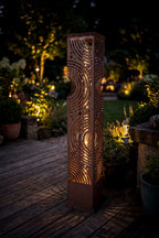 Leuchtsäule Orbita aus Edelrost mit Solar-LEDs Höhe 124 cm, Pflanzsäule