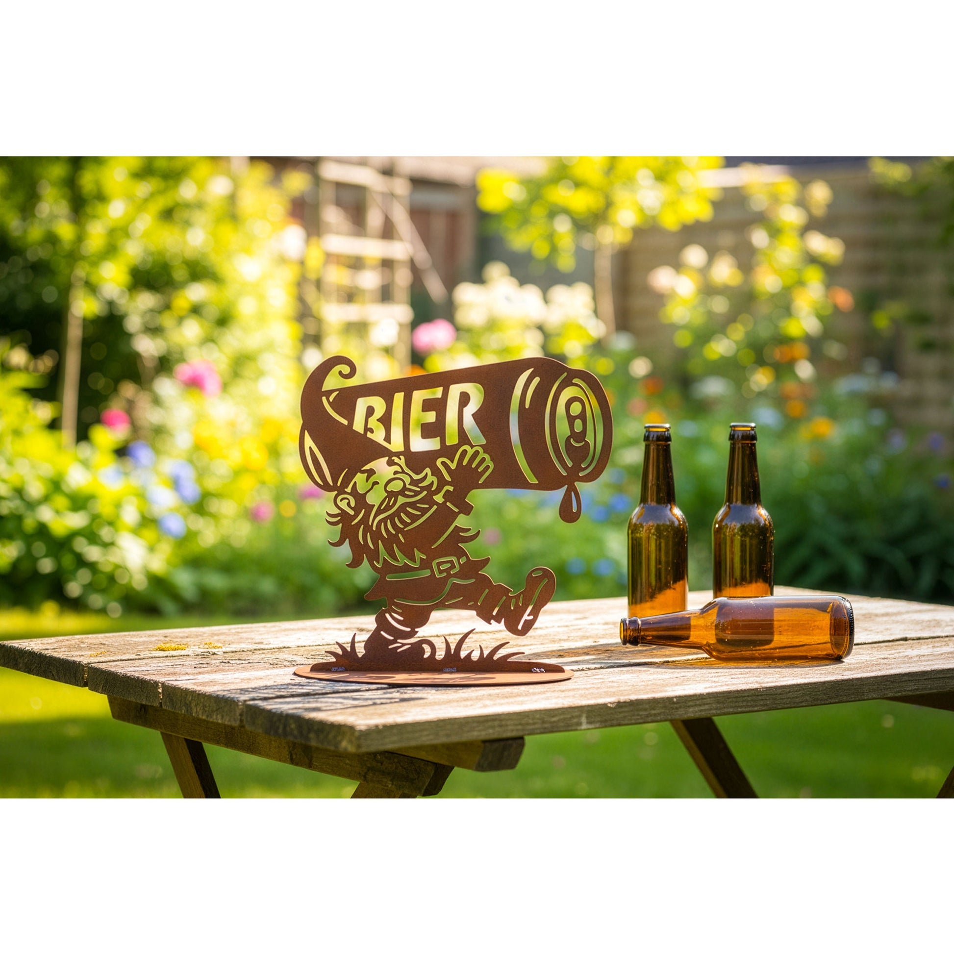 Party-Wichtel Set Bier, Whiskey & Bong – Edelrost Figuren auf Platte (3-teilig)