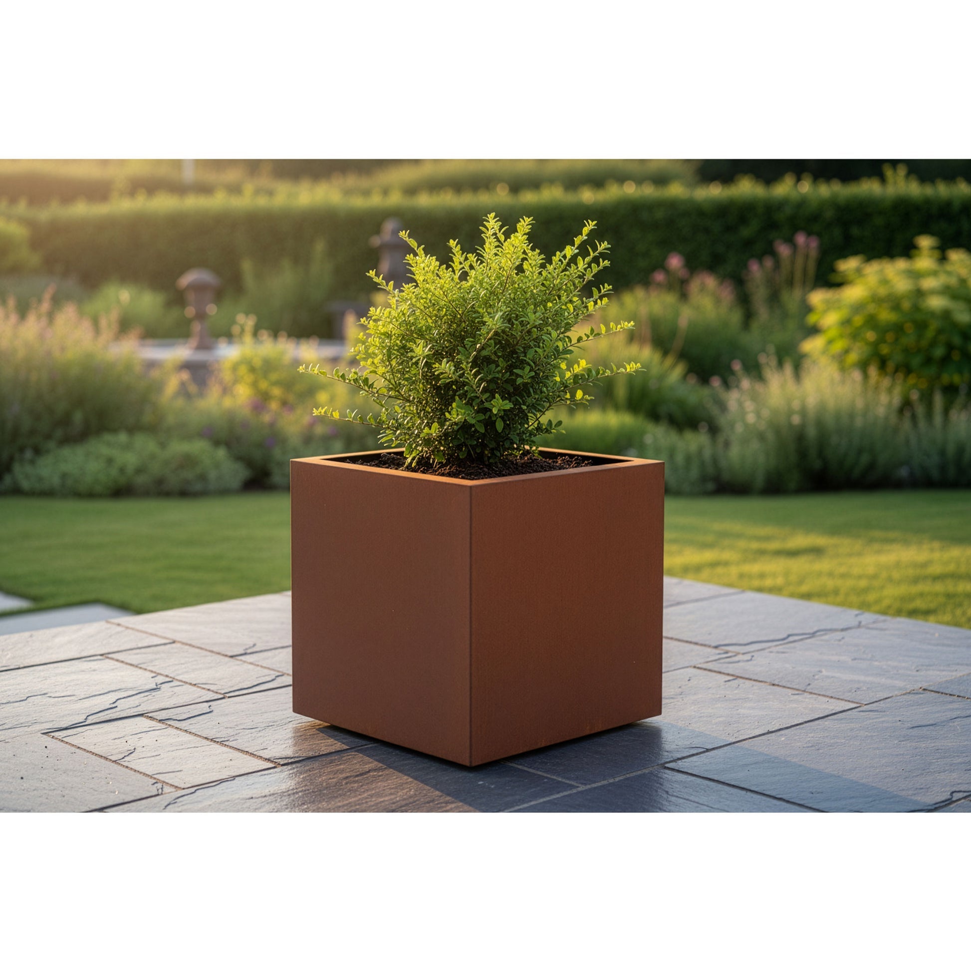 Pflanztrog Cubus Edelrost Pflanzkübel 40x40x42 Pflanzgefäß Metall