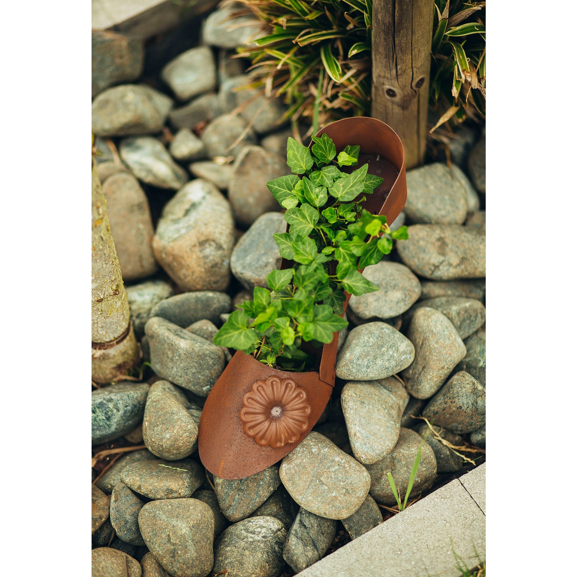 Pumps zum Bepflanzen - Metallpumps Edelrost - Rostdeko Garten Pflanzgefäß