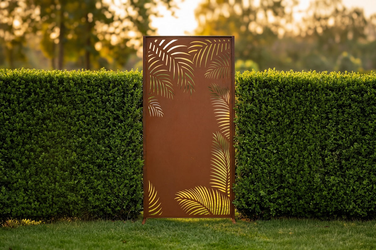 Sichtschutzwand Tropic aus Edelrost Parawand Palmblatt-Design 200 × 100 cm