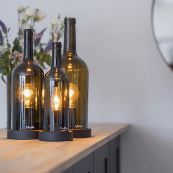 2IN1 Tischleuchte & Windlicht BORDEAUX FLASCHE - Innovatives Design